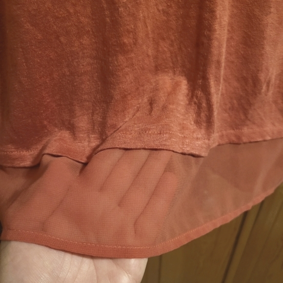 Sanctuary Pinkish Red Linen Blend Tee with Front Pocket - Picture 5 of 6